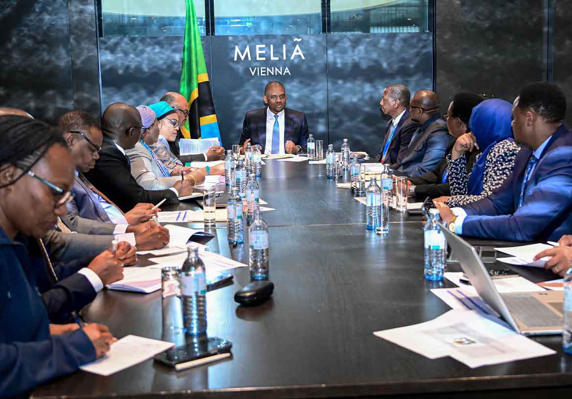 MAKAMU WA RAIS AONGOZA KIKAO CHA MAANDALIZI YA TANZANIA KUSHIRIKI JUKWAA LA KISAYANSI LA IAEA