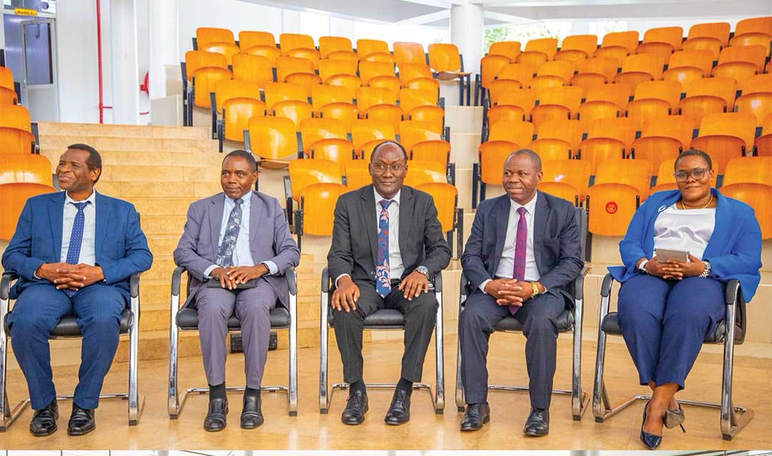 KUWAWEZESHA VIJANA, KUCHOCHEA UBUNIFU
